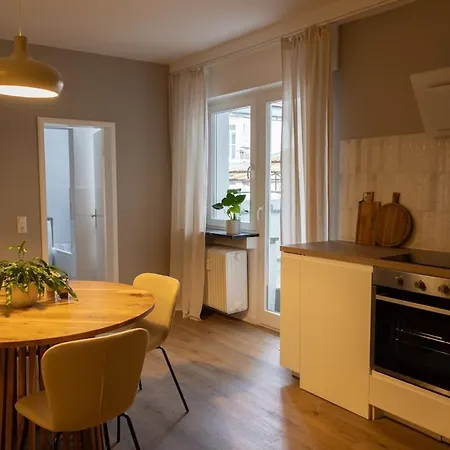 Gemuetliche In Zentraler Lage Apartman *
